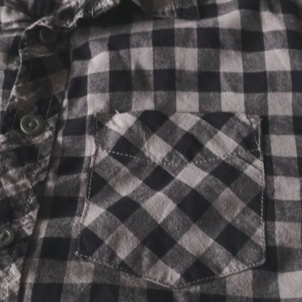 Cherokee Boys Plaid Button-Down Shirt. Size L/G 12-14. Black and Gray - Picture 11 of 12